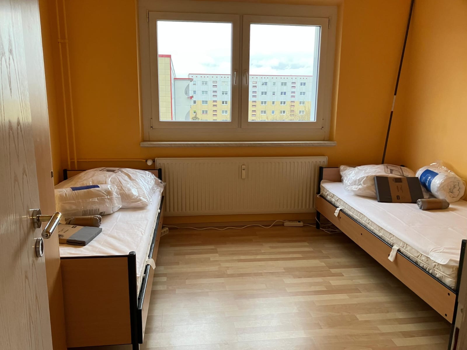 1 Private Room and 1 Space Available for a Girl in a Two-Sharing Room – Berlin